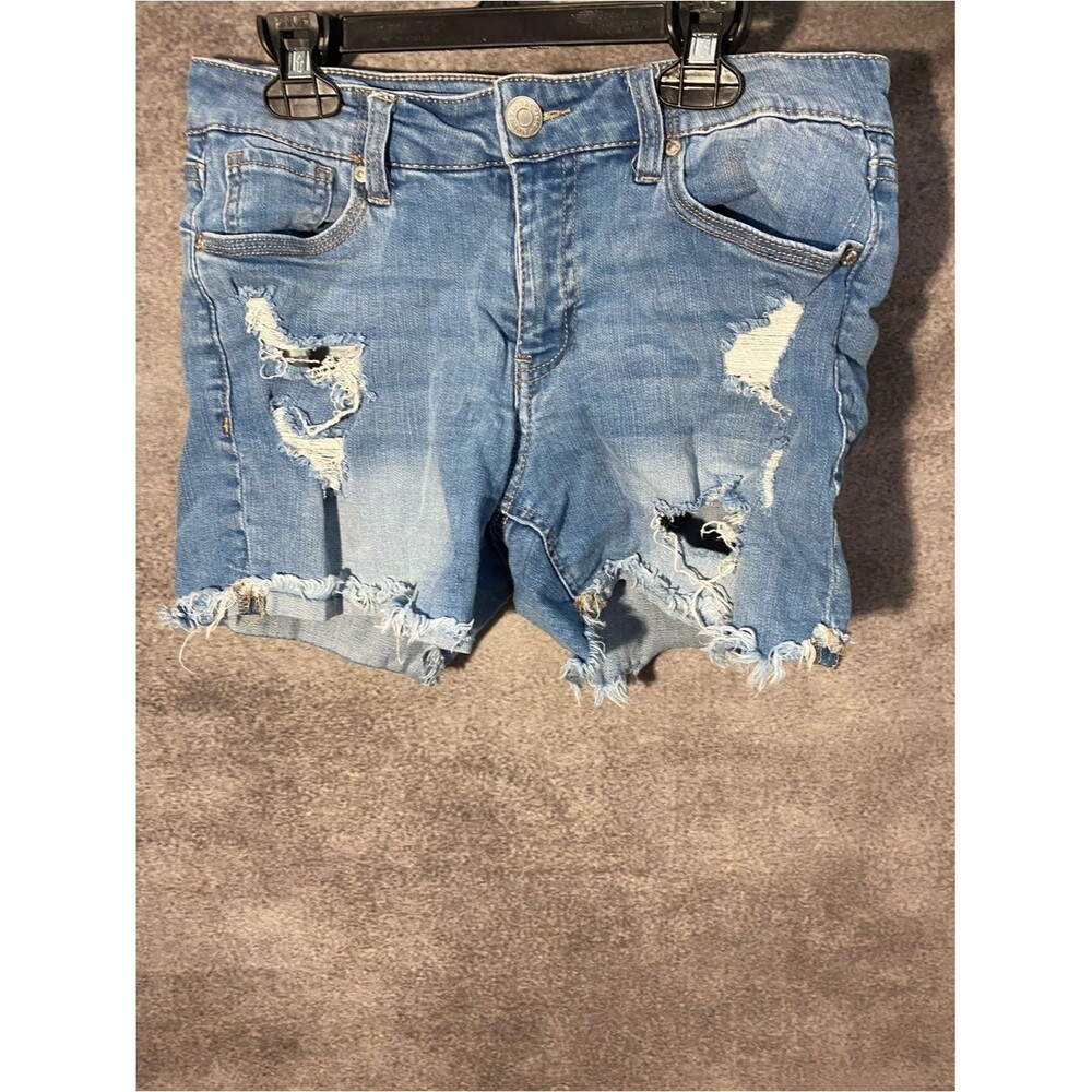 Almost Famous Mid Rise Midi Denim Shorts Size 9 Distressed Frayed Hem